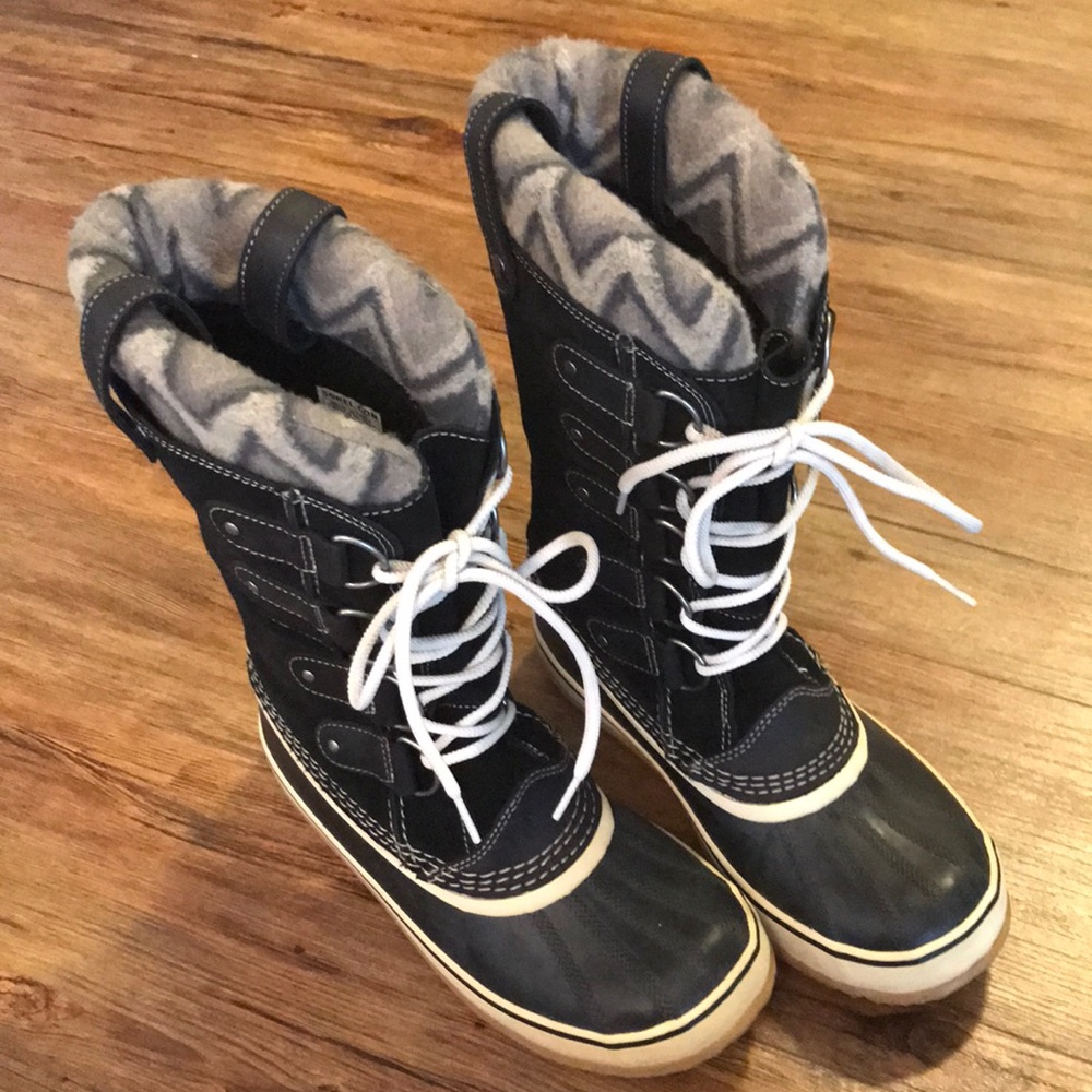 Joan of Arctic Boots